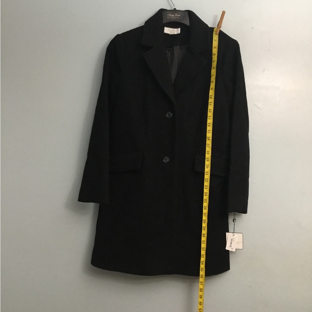 LAUNDRY COAT